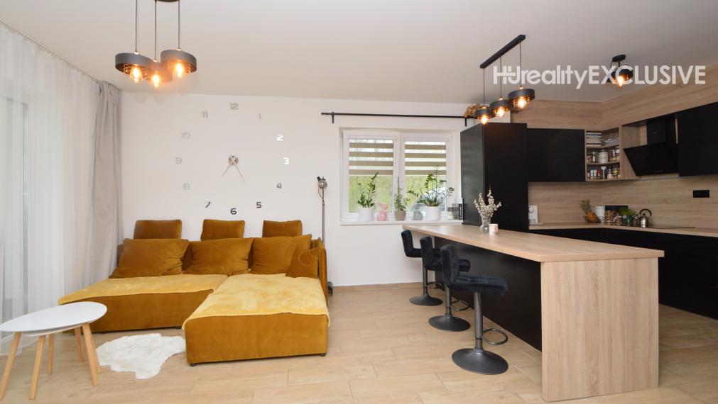 Predaj priestranný 3i byt s predzáhradkou (119 m2), Hegyeshalom