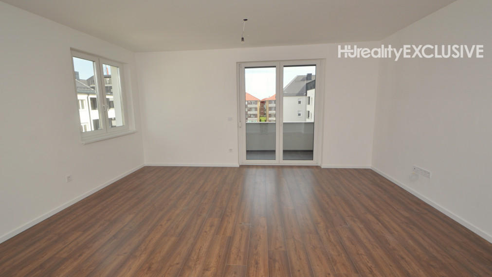Predaj priestranný 3i byt s 7,15 m2 balkónom, Rajka