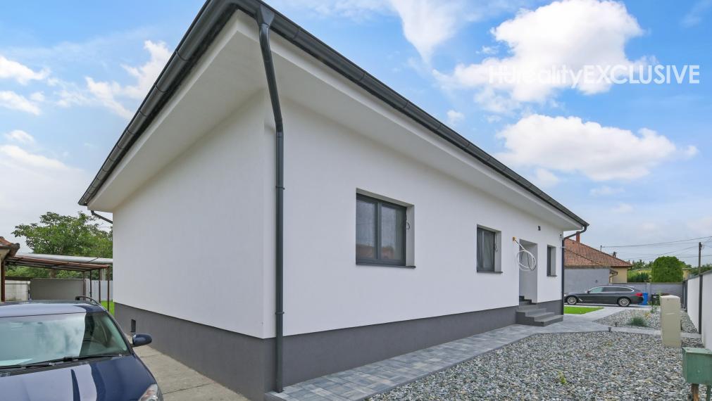 Predaj 4i domu s 1 800 m2 pozemkom v blízkosti centra Mosonmagyaróvár