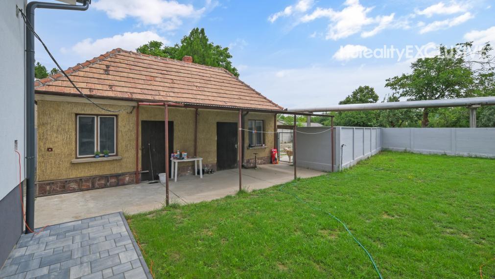 Predaj 4i domu s 1 800 m2 pozemkom v blízkosti centra Mosonmagyaróvár