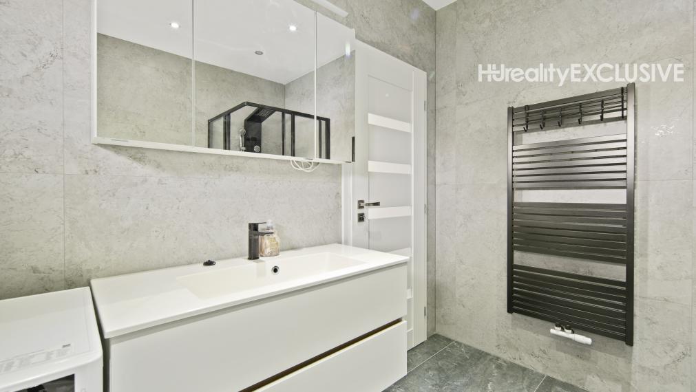 Predaj 4i domu s 1 800 m2 pozemkom v blízkosti centra Mosonmagyaróvár