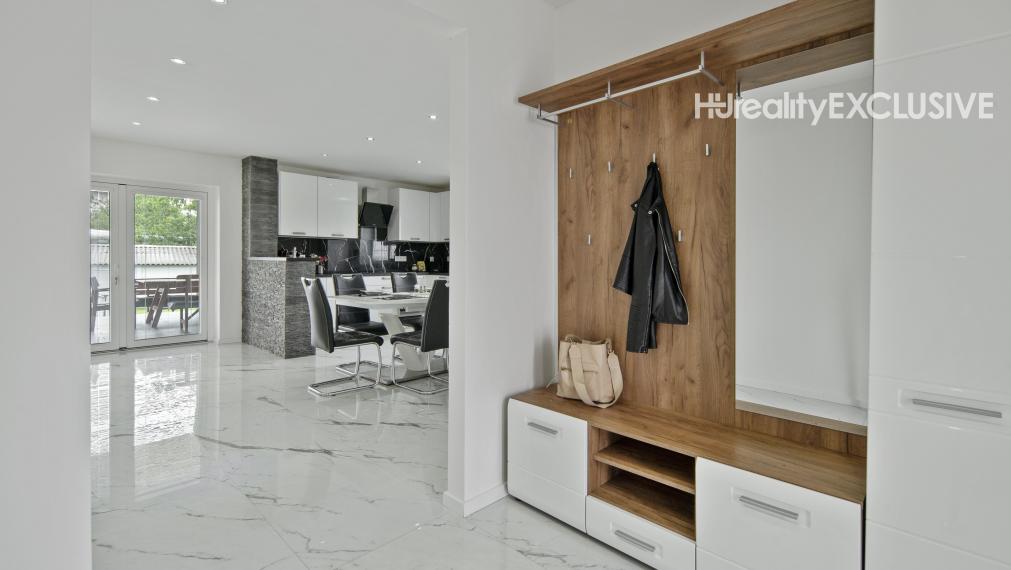 Predaj 4i domu s 1 800 m2 pozemkom v blízkosti centra Mosonmagyaróvár