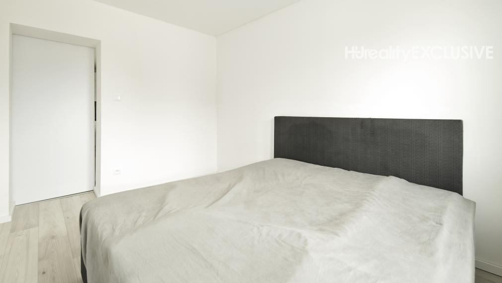 Predaj 4i domu s 1 800 m2 pozemkom v blízkosti centra Mosonmagyaróvár