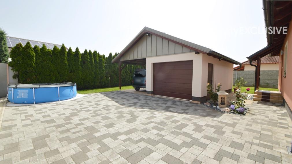 Predaj 3i domu s garážou a letnou kuchyňou, Mosonmagyaróvár