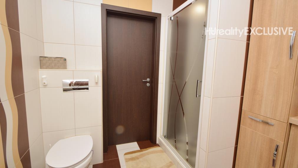 Predaj 3i domu s garážou a letnou kuchyňou, Mosonmagyaróvár