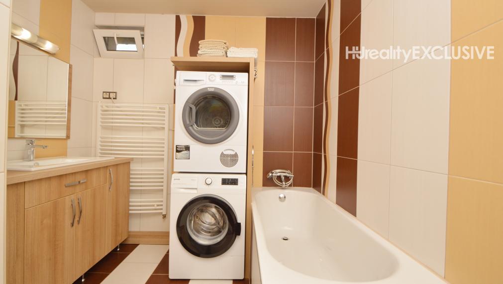 Predaj 3i domu s garážou a letnou kuchyňou, Mosonmagyaróvár