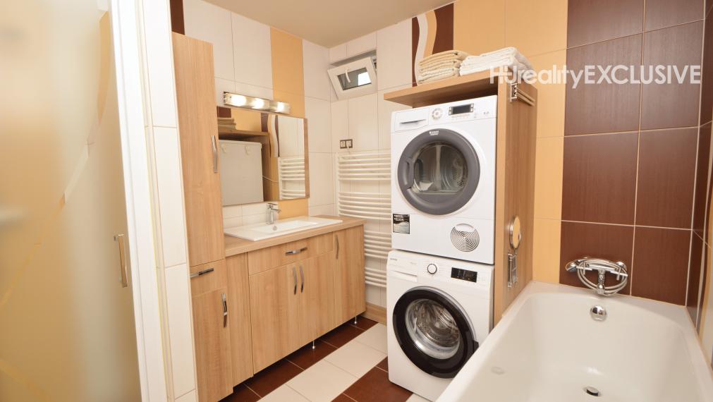 Predaj 3i domu s garážou a letnou kuchyňou, Mosonmagyaróvár