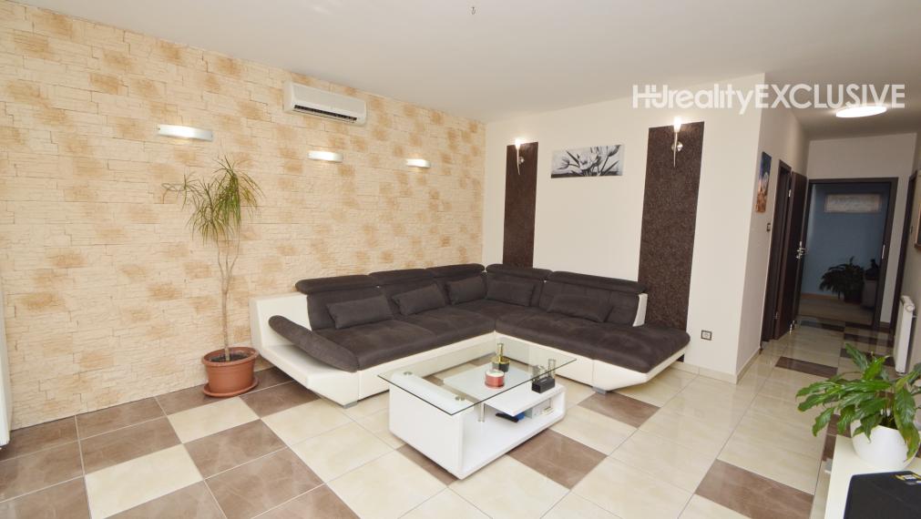 Predaj 3i domu s garážou a letnou kuchyňou, Mosonmagyaróvár