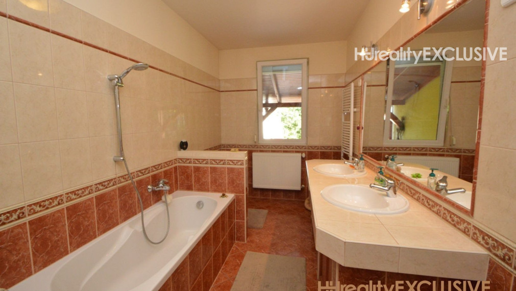 Predaj 4i RD vo vyhľadávanej časti Rajky, pozemok 500 m2, Rajka