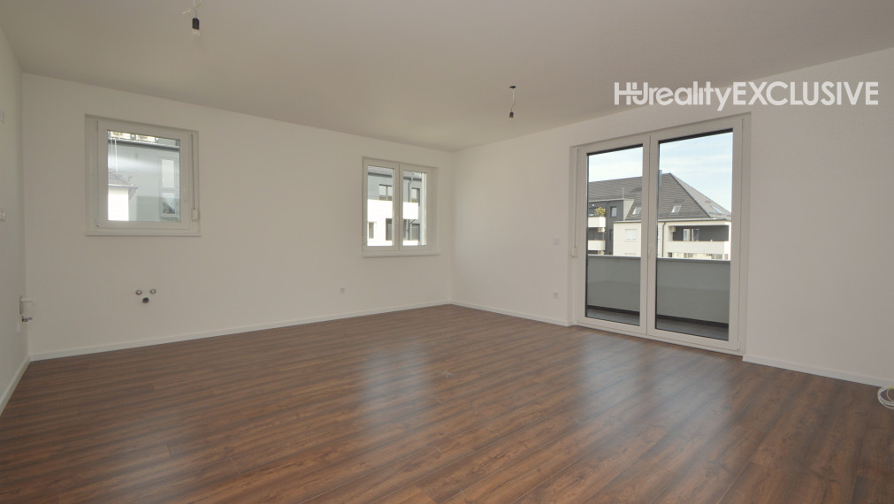 Predaj priestranný 3i byt s 7,15 m2 balkónom, Rajka