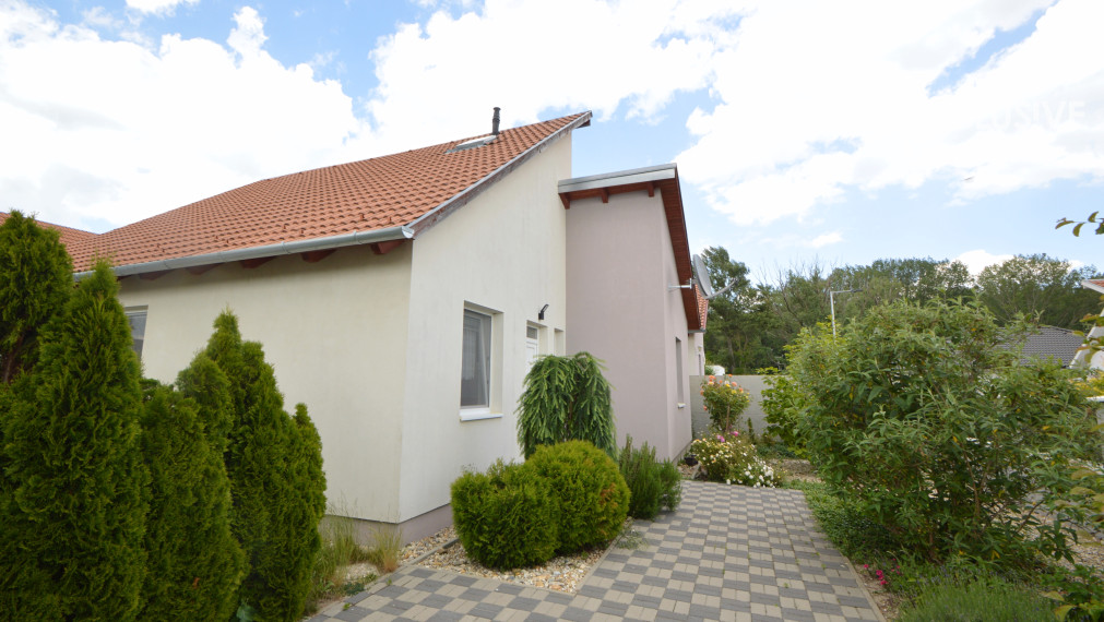 Predaj 3i samostatne stojací RD, 280 m2 pozemok, Rajka
