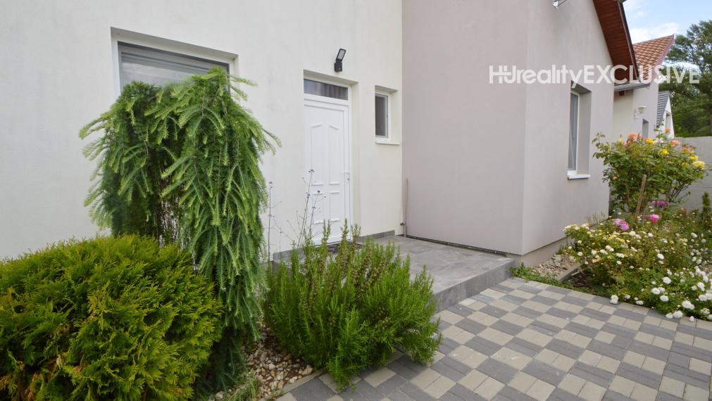 Predaj 3i samostatne stojací RD, 280 m2 pozemok, Rajka