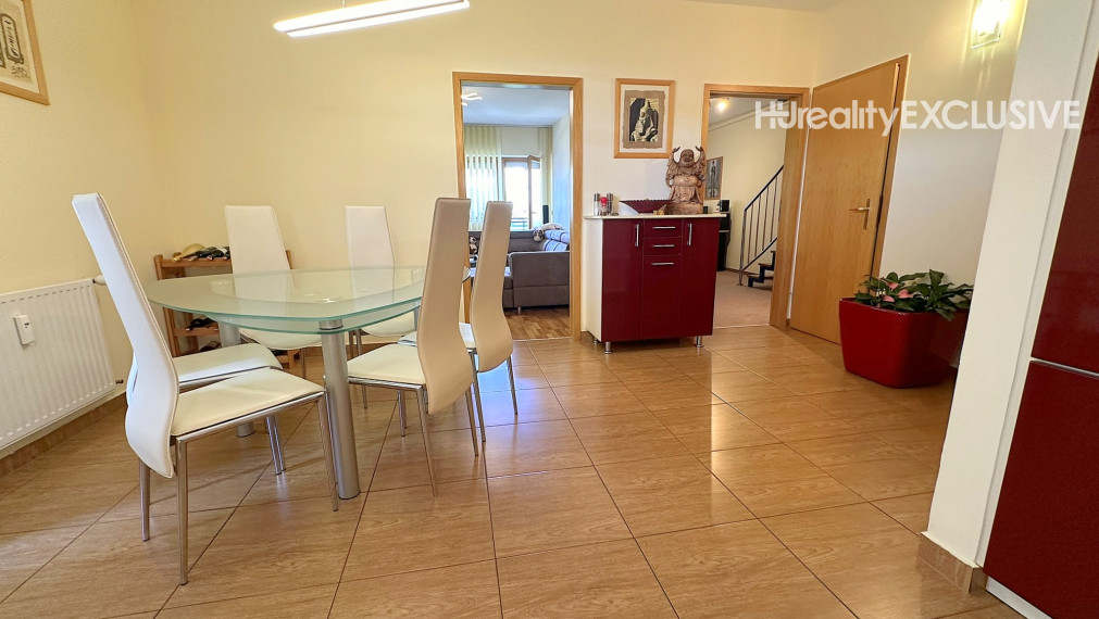 Predaj nadštandartný 5i byt s balkónom, Mosonmagyaróvár