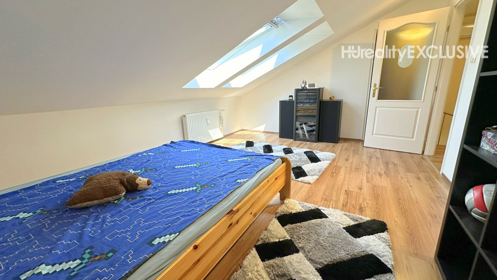 Predaj nadštandartný 5i byt s balkónom, Mosonmagyaróvár