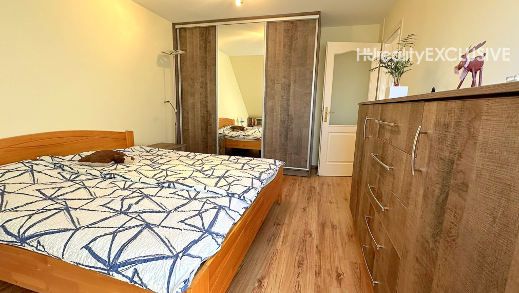 Predaj nadštandartný 5i byt s balkónom, Mosonmagyaróvár