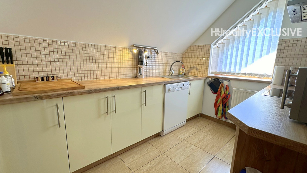 Predaj nadštandartný 5i byt s balkónom, Mosonmagyaróvár