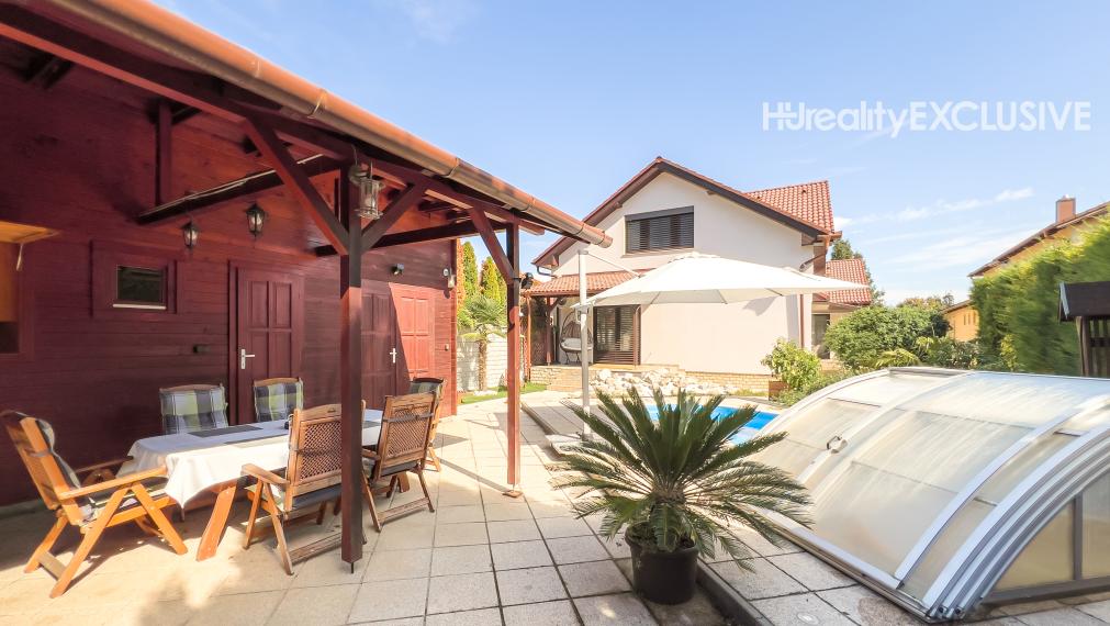 Predaj 5i luxusného domu s bazénom, Mosonmagyaróvár