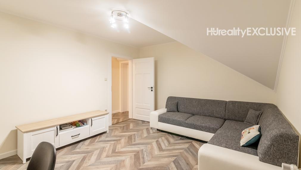 Predaj 5i luxusného domu s bazénom, Mosonmagyaróvár