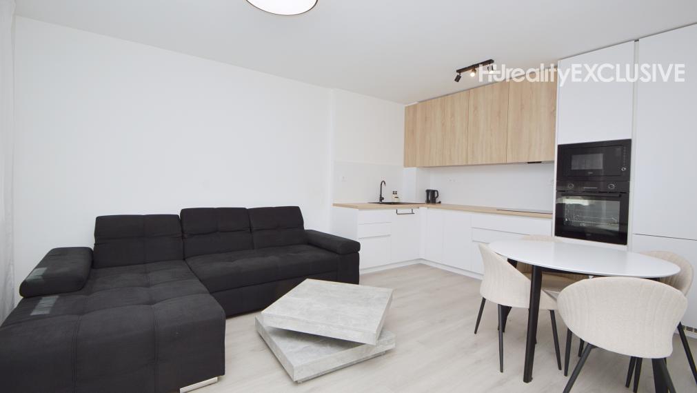 Prenájom kompletne zariadený 2i byt v Rajke s balkónom, Rajka