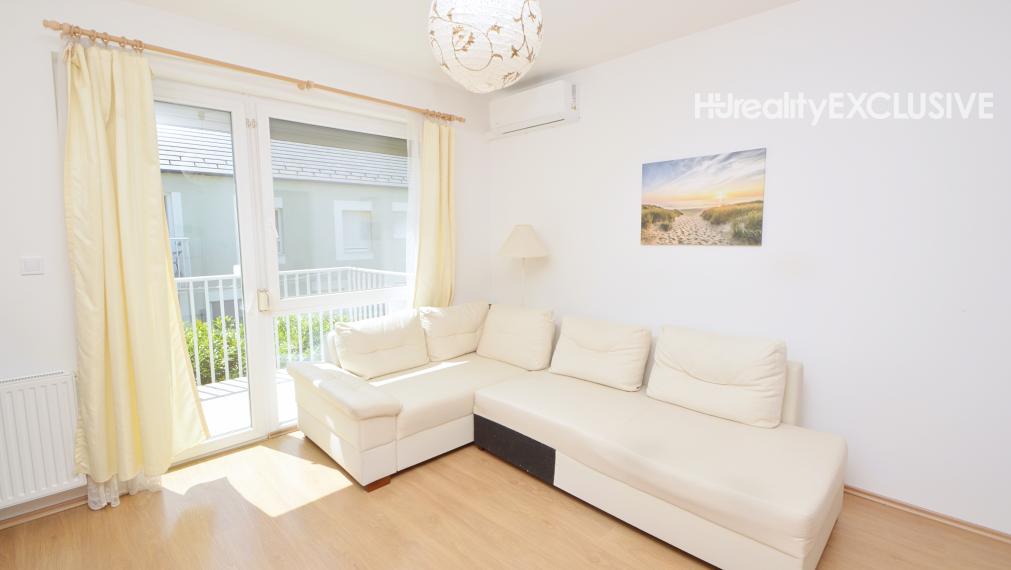 Predaj 2i byt s balkónom v uzavretom areáli - Viladomy, Rajka