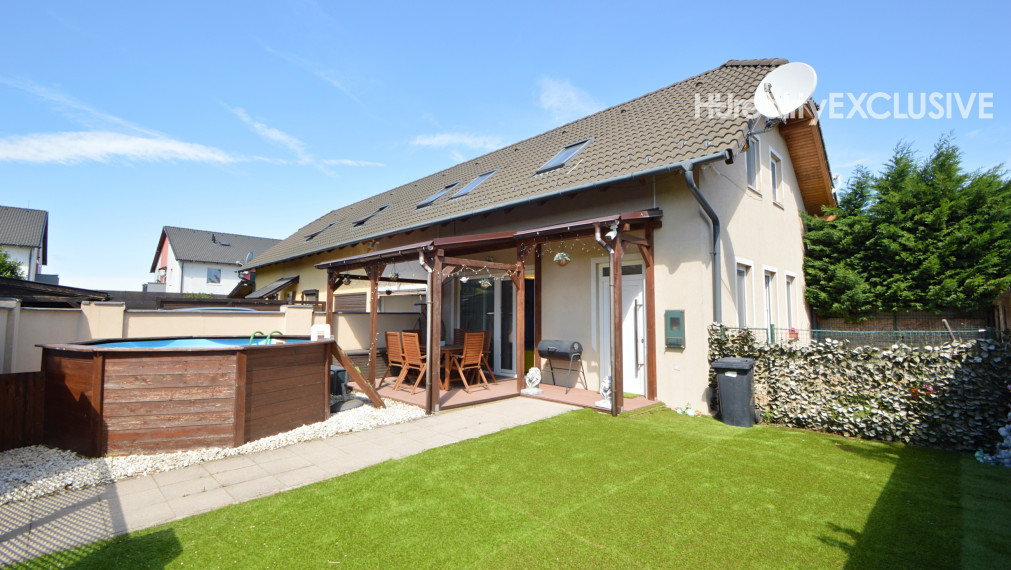 Na predaj zariadený 4i rodinný dom s garážou a záhradou – Mosonmagyaróvár