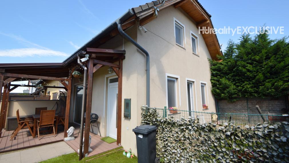 Na predaj zariadený 4i rodinný dom s garážou a záhradou – Mosonmagyaróvár