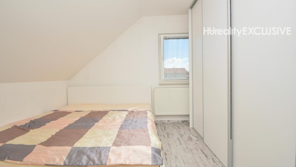 Na predaj zariadený 4i rodinný dom s garážou a záhradou – Mosonmagyaróvár