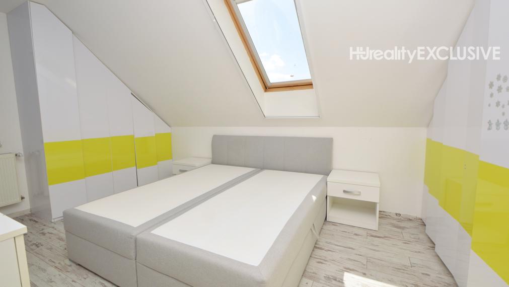 Na predaj zariadený 4i rodinný dom s garážou a záhradou – Mosonmagyaróvár