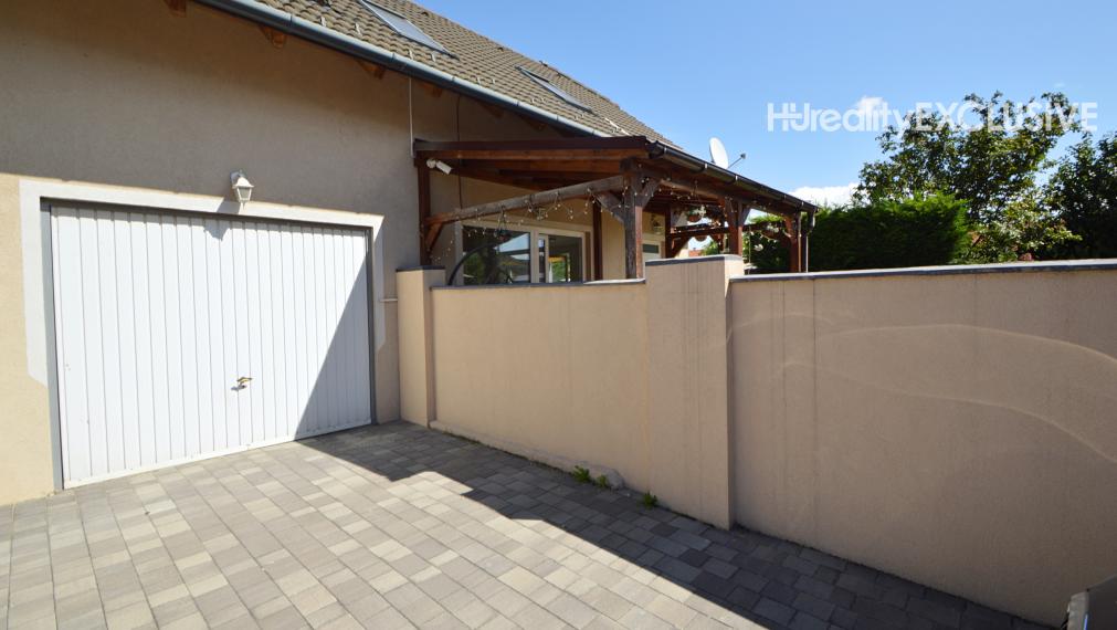 Na predaj zariadený 4i rodinný dom s garážou a záhradou – Mosonmagyaróvár