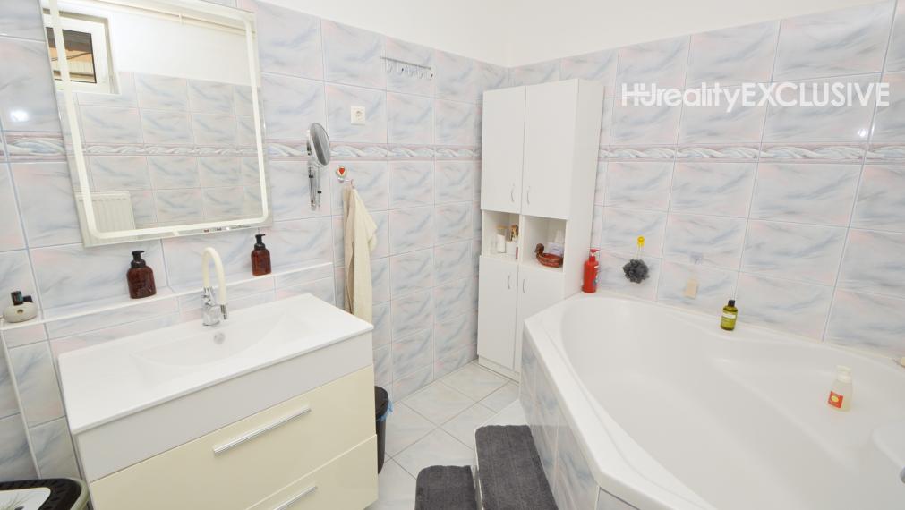 Predaj 4i rodinný dom, pozemok 1 038 m2, Dunakiliti