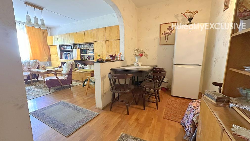 Predaj 3i byt s výhľadom do parku, 64 m2, balkón, Mosonmagyaróvár