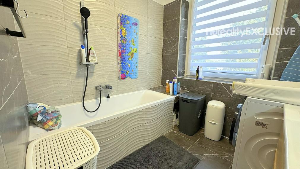 Predaj priestranný 3i byt s dvoma balkónmi, Mosonmagyaróvár