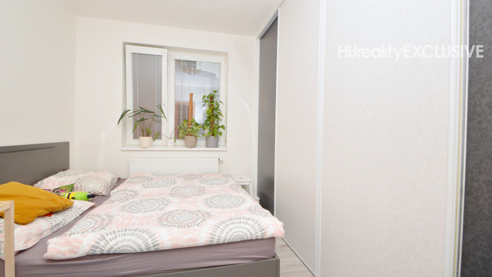 Predaj priestranný 3i byt s 5 m2 balkónom, Rajka