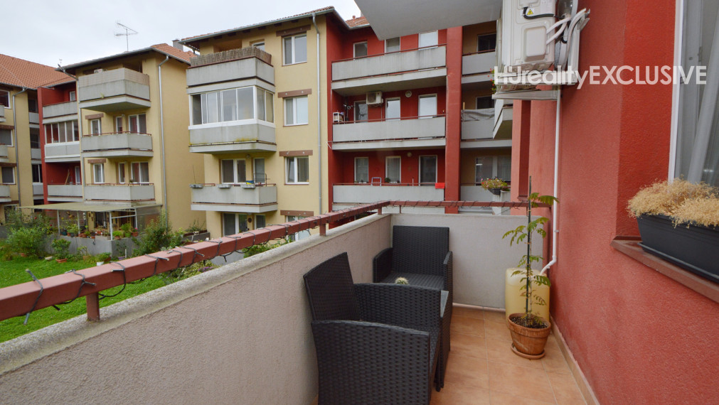 Predaj priestranný 3i byt s 5 m2 balkónom, Rajka