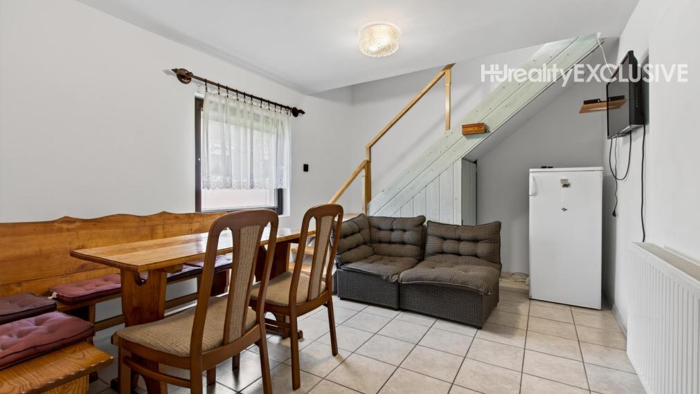 EXKLUZÍVNE NA PREDAJ DOM PRI DUNAJI– PRIAMY PRÍSTUP K VODE, DVA APARTMÁNY, VÝNIMOČNÁ POLOHA