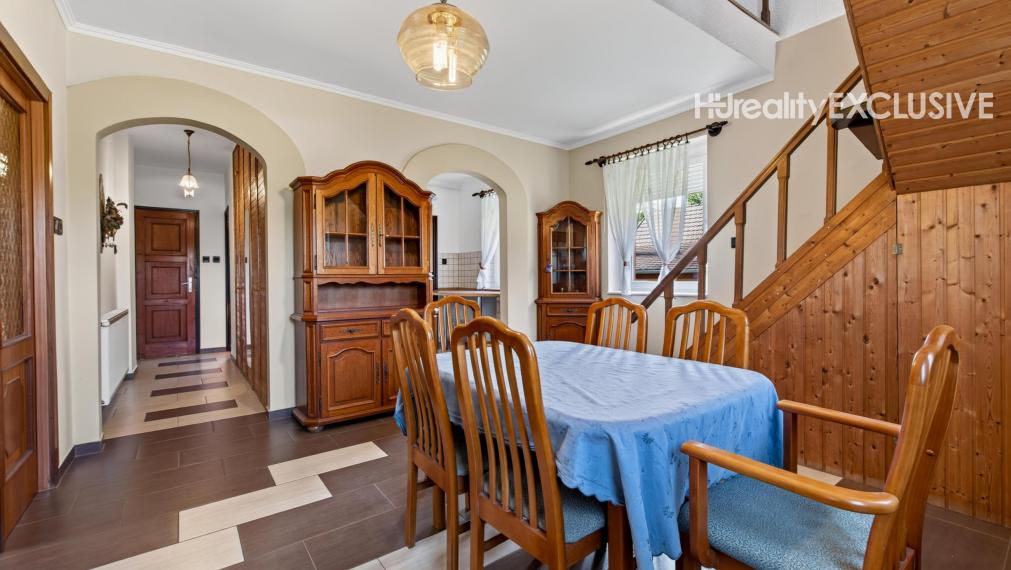 EXKLUZÍVNE NA PREDAJ DOM PRI DUNAJI– PRIAMY PRÍSTUP K VODE, DVA APARTMÁNY, VÝNIMOČNÁ POLOHA