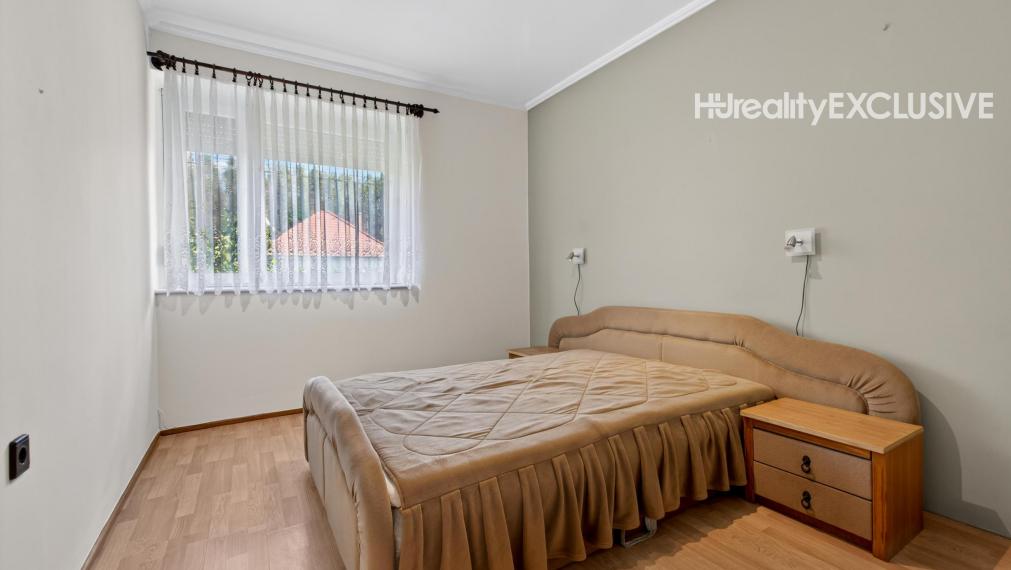 EXKLUZÍVNE NA PREDAJ DOM PRI DUNAJI– PRIAMY PRÍSTUP K VODE, DVA APARTMÁNY, VÝNIMOČNÁ POLOHA