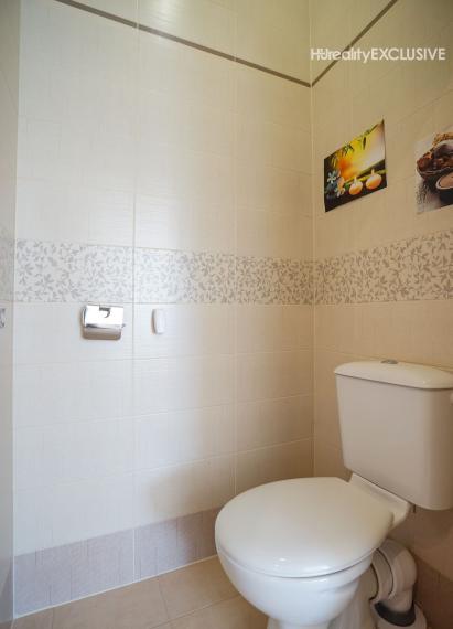 Predaj 3i byt s balkónom v uzatvorenom areáli, Viladomy, Rajka