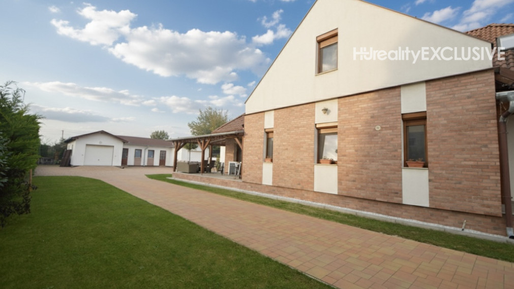 Predaj 5i domu na pozemku 1 540 m2, Lébény