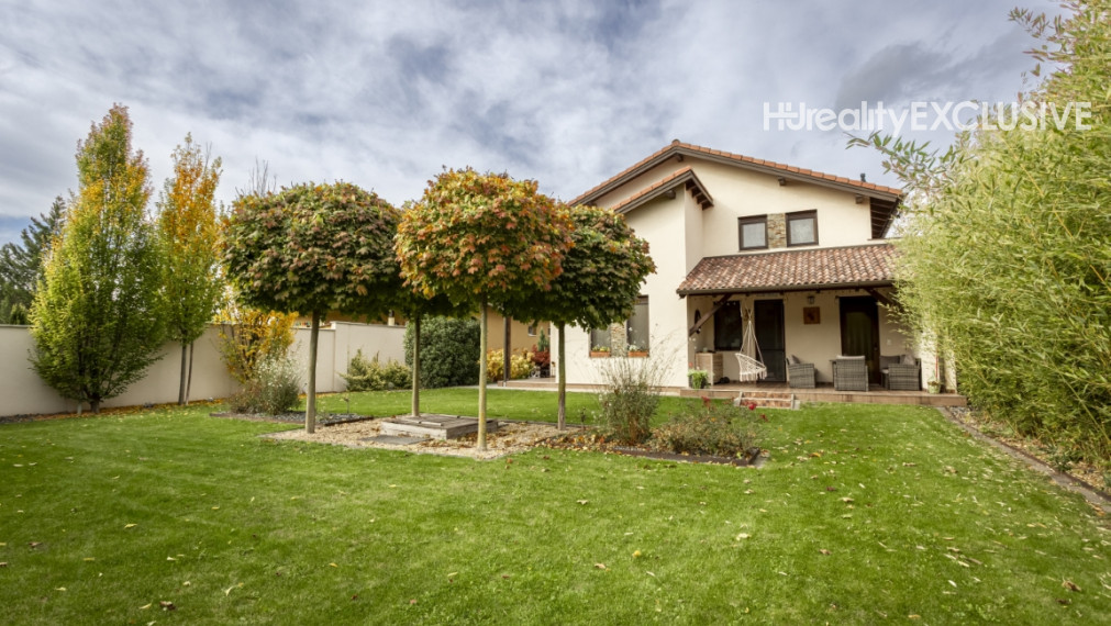 Energeticky úsporný 5i dom so záhradou a garážou, Mosonmagyaróvár