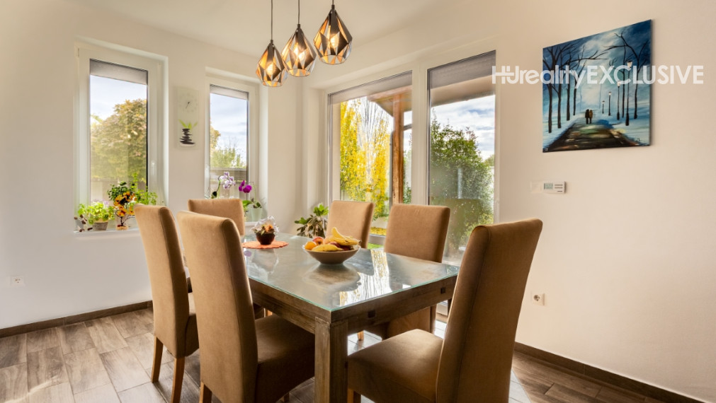 Energeticky úsporný 5i dom so záhradou a garážou, Mosonmagyaróvár