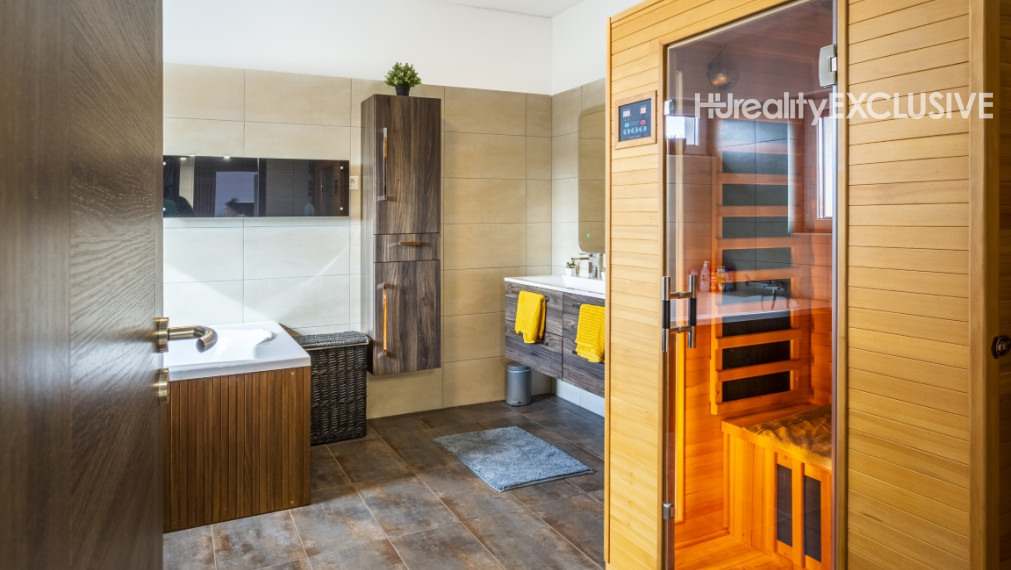 Energeticky úsporný 5i dom so záhradou a garážou, Mosonmagyaróvár