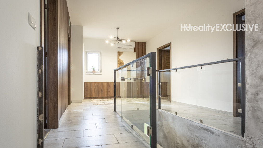 Energeticky úsporný 5i dom so záhradou a garážou, Mosonmagyaróvár