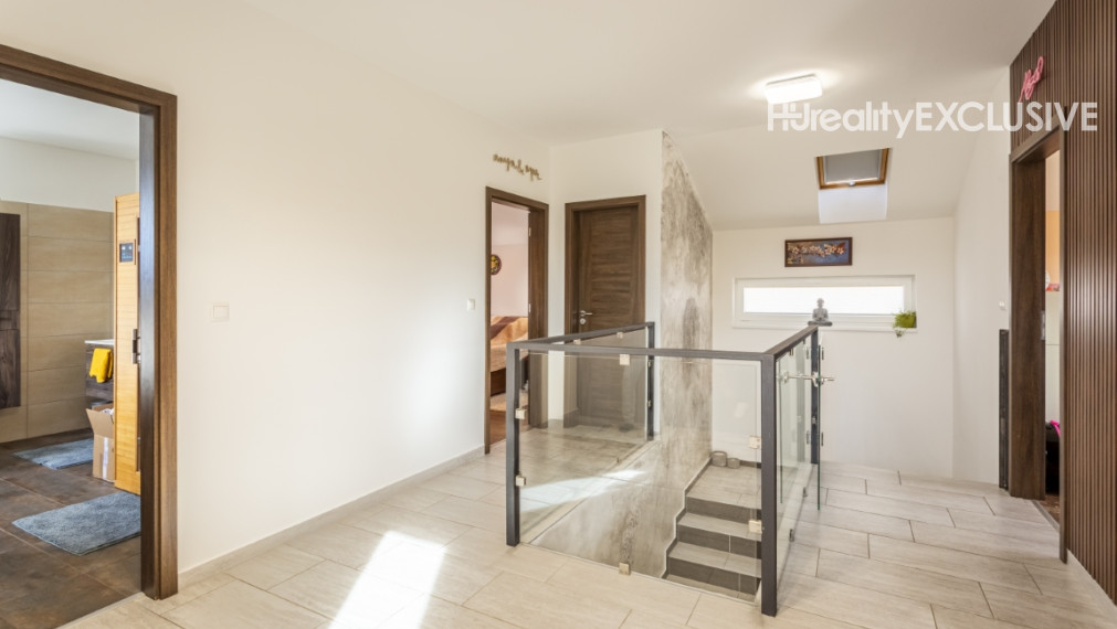 Energeticky úsporný 5i dom so záhradou a garážou, Mosonmagyaróvár