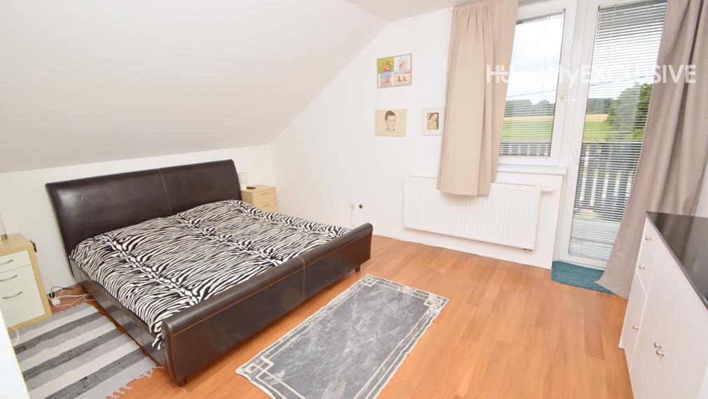 Predaj priestranný 5i rodinný dom s 1483 m2 pozemkom, pivnica, garáž, Dunakiliti