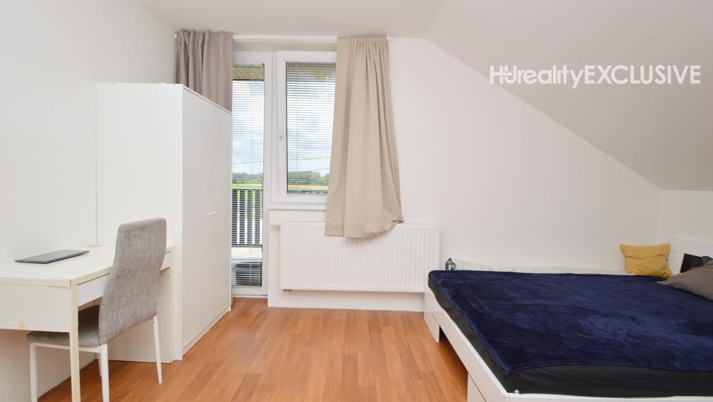 Predaj priestranný 5i rodinný dom s 1483 m2 pozemkom, pivnica, garáž, Dunakiliti