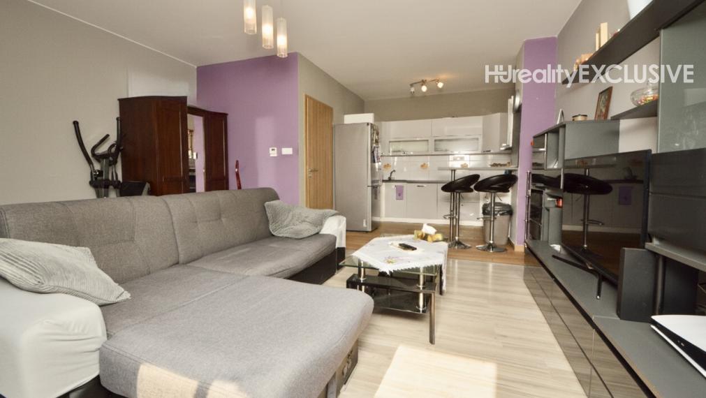 Predaj priestranný 2i byt s krytým parkovacím miestom v novostavbe, Rajka