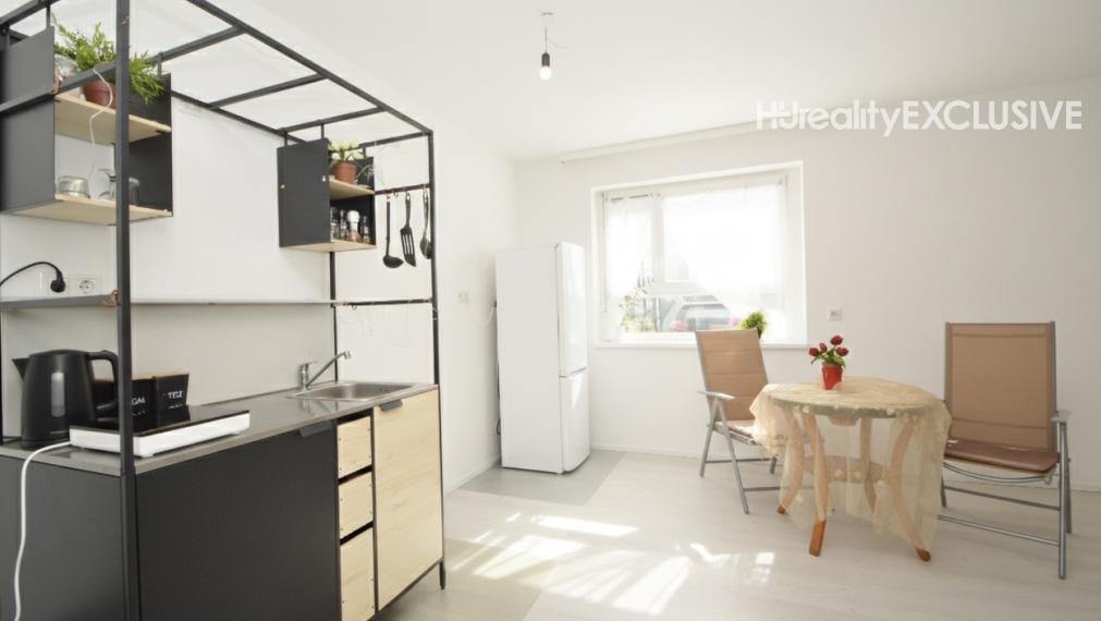 Predaj priestranný 3i byt s predzáhradkou v novostavbe, Rajka