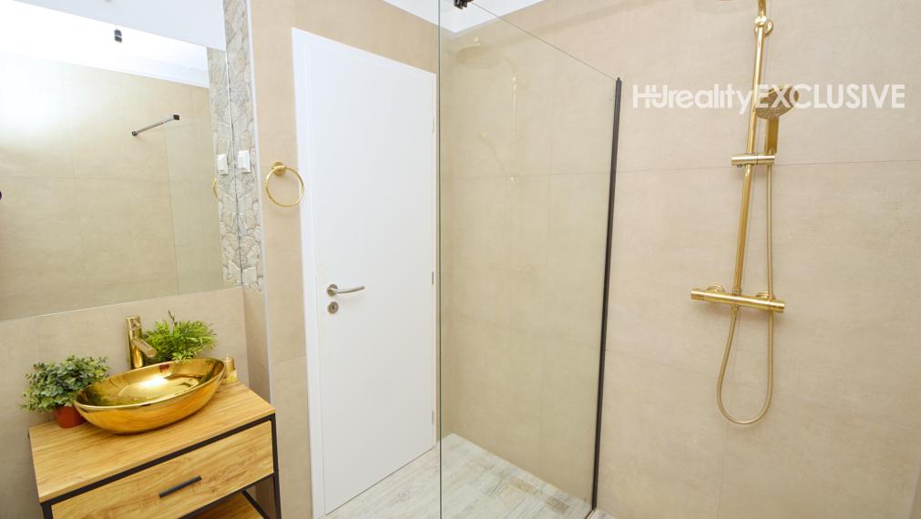 Predaj priestranný 3i byt s predzáhradkou v novostavbe, Rajka