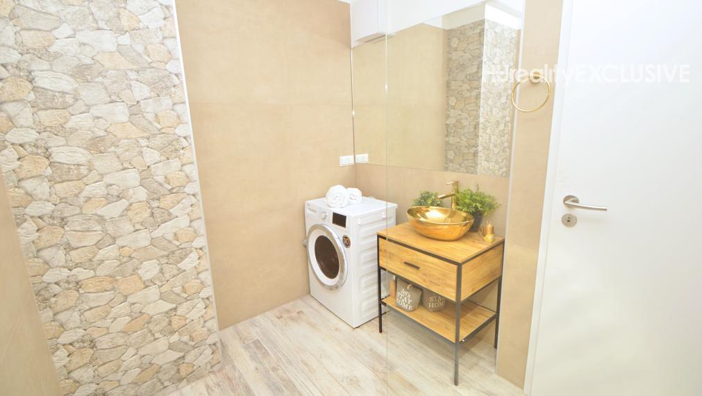 Predaj priestranný 3i byt s predzáhradkou v novostavbe, Rajka